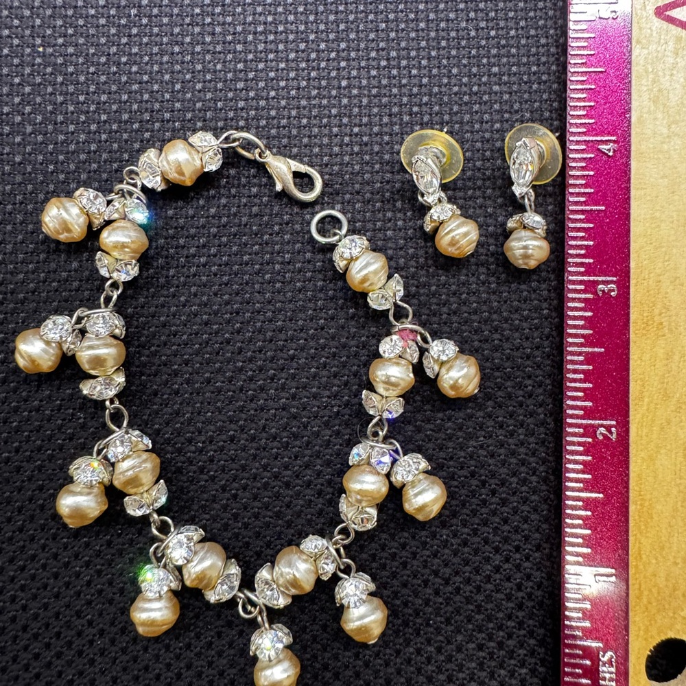Elegant Faux Diamond & Pearl Jewelry Set
